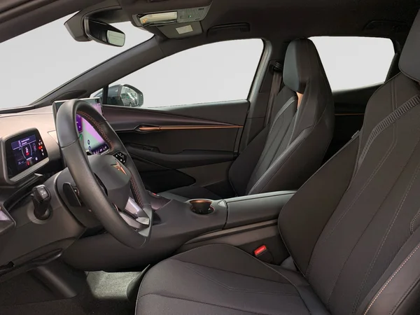 CUPRA Tavascan (2024) — foto 18 van 22