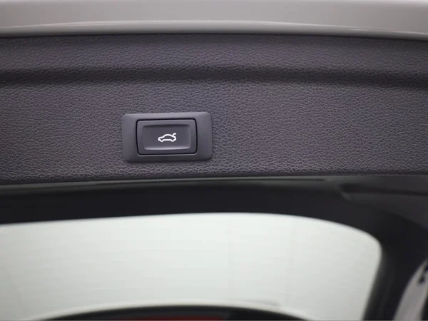 AUDI Q3 Sportback PHEV (2024) — foto 3 van 23