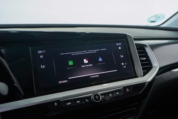 Opel Grandland (2023) — foto 19 van 44