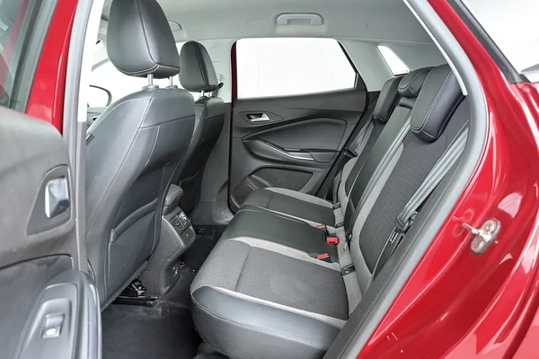 Opel Grandland X (2019) — foto 23 van 24