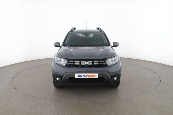 Dacia Duster (2023) — foto 18 van 18