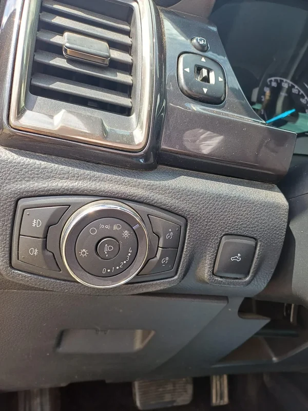 Ford Ranger (2020) — foto 3 van 17