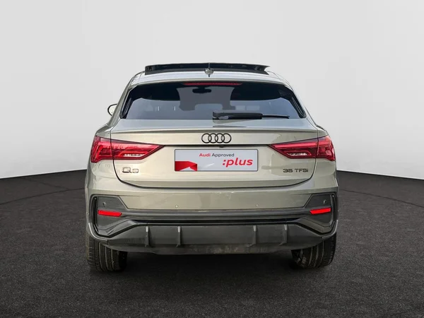 AUDI Q3 Sportback (2023) — foto 19 van 22