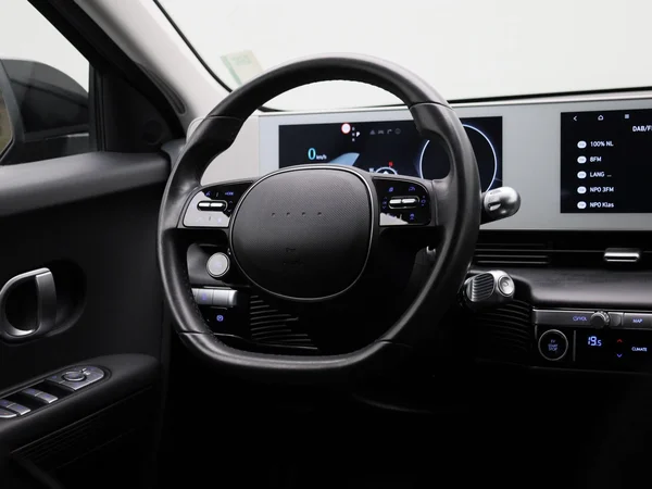 Hyundai IONIQ 5 (2023) — foto 27 van 39