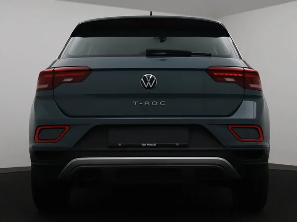 Volkswagen T-Roc (2023) — foto 3 van 27