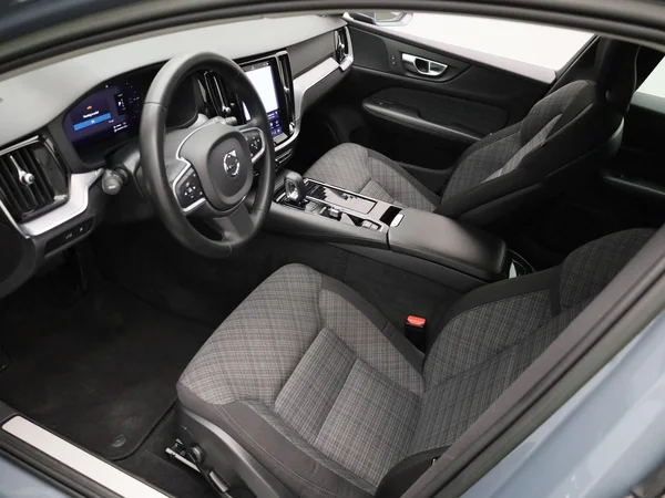 Volvo V60 (2022) — foto 11 van 41