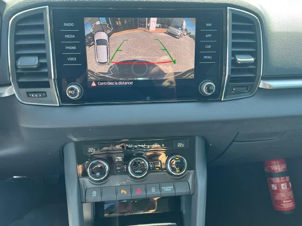 SKODA Karoq (2022) — foto 18 van 18