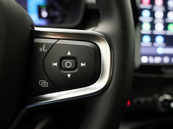 Volvo XC40 (2023) — foto 11 van 41