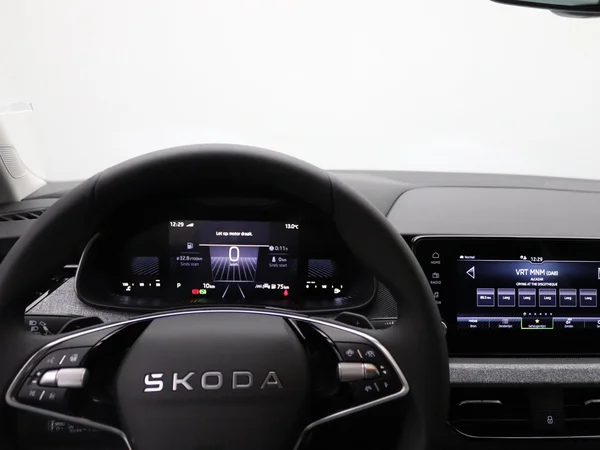 SKODA Scala (2025) — foto 14 van 16