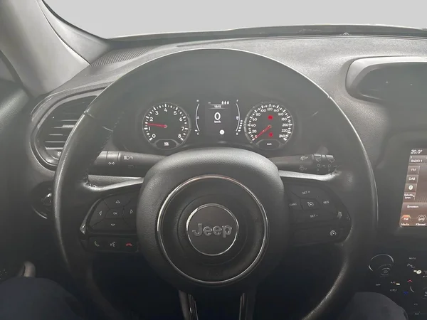 Jeep Renegade (2019) — foto 2 van 18