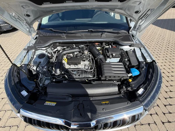 SKODA Kamiq (2021) — foto 15 van 24