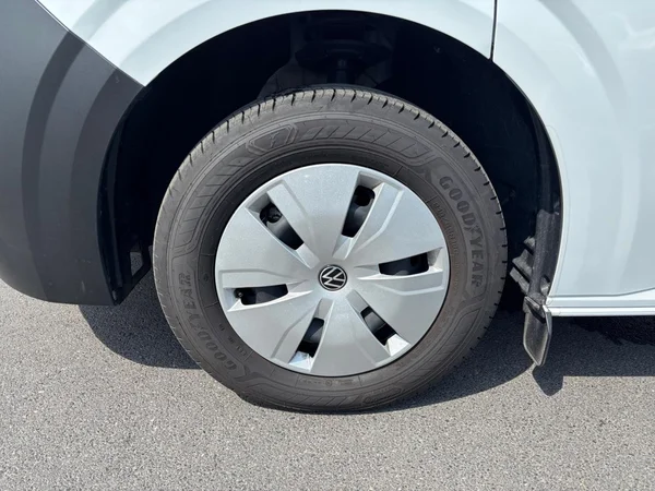 VOLKSWAGEN Transporter T7 26 Fou Swb Dsl (2025) — foto 14 van 21