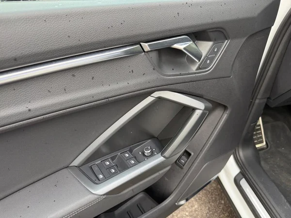 AUDI Q3 (2021) — foto 9 van 18