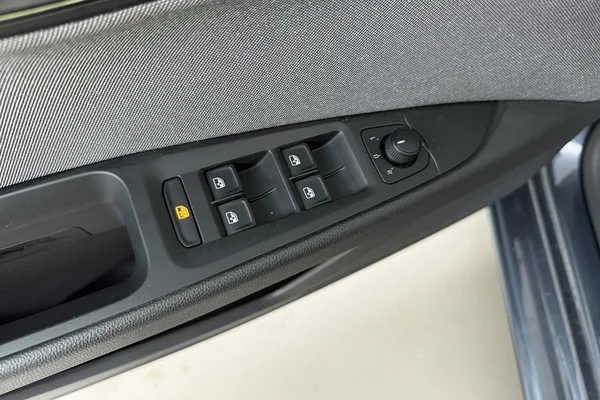 Seat Leon (2019) — foto 7 van 18