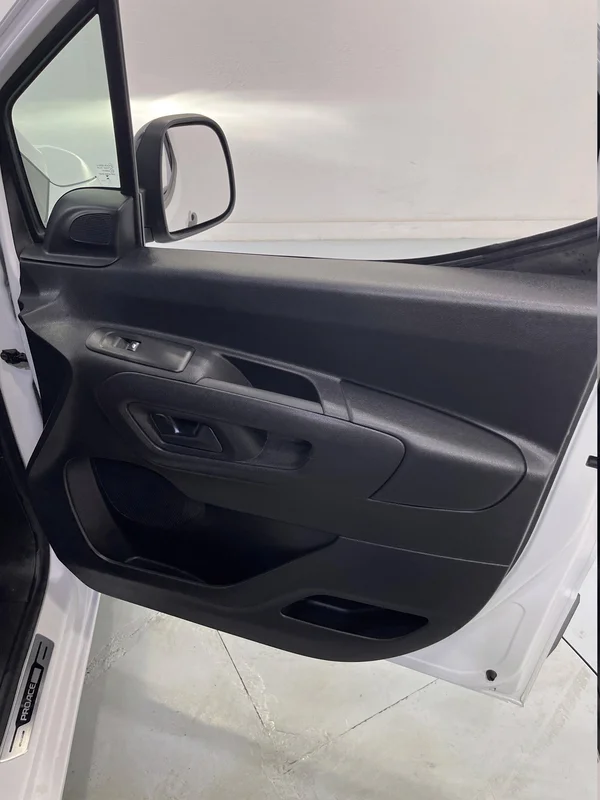 Toyota E-Proace Van Mwb (2024) — foto 48 van 59