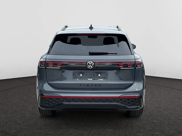 VOLKSWAGEN Tiguan (2025) — foto 15 van 22