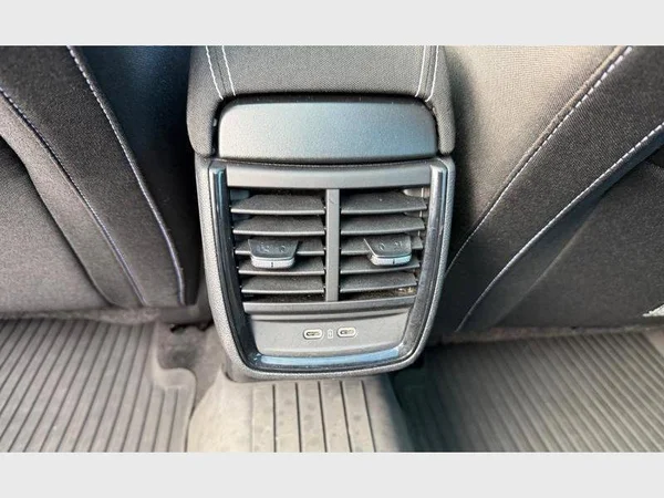 Skoda Kamiq (2022) — foto 20 van 29