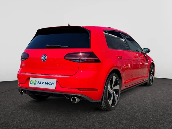VOLKSWAGEN Golf VII GTI (2019) — foto 19 van 23