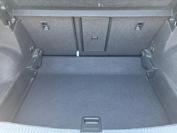 VOLKSWAGEN T-Roc (2018) — foto 15 van 24