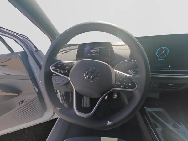 VOLKSWAGEN ID.5 (2025) — foto 7 van 16