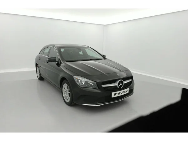MERCEDES-BENZ CLA 200 (2019) — foto 23 van 36