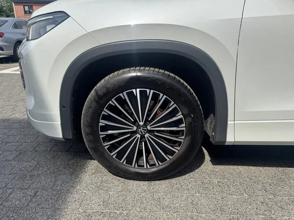 VOLKSWAGEN Tayron (2025) — foto 16 van 24