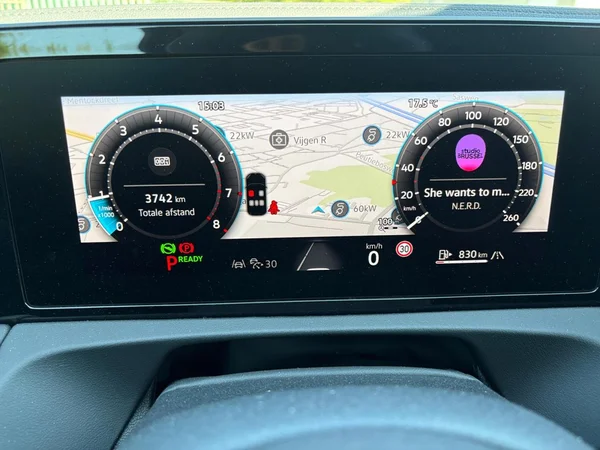 VOLKSWAGEN Tiguan (2026) — foto 6 van 24
