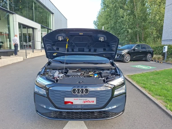 AUDI Q4 e-tron (2026) — foto 15 van 24