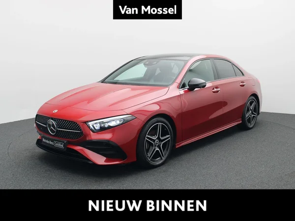 Mercedes-Benz A-Klasse (2023) — foto 1 van 32