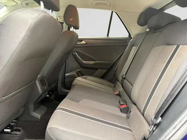 VOLKSWAGEN T-Roc (2021) — foto 10 van 24