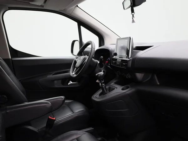 Opel Combo Life (2023) — foto 25 van 39