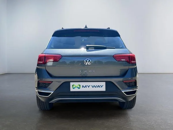 VOLKSWAGEN T-Roc (2018) — foto 30 van 34