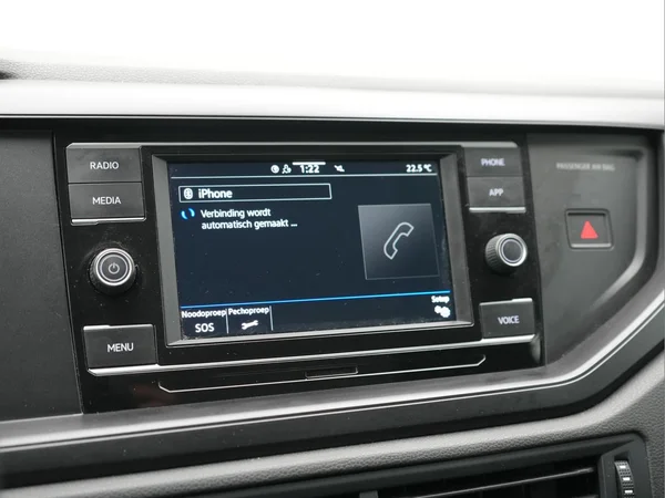 VOLKSWAGEN Polo (2022) — foto 17 van 36