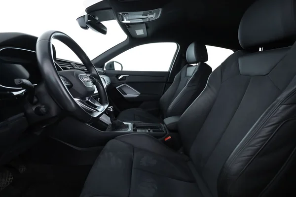 Audi Q3 (2024) — foto 16 van 16