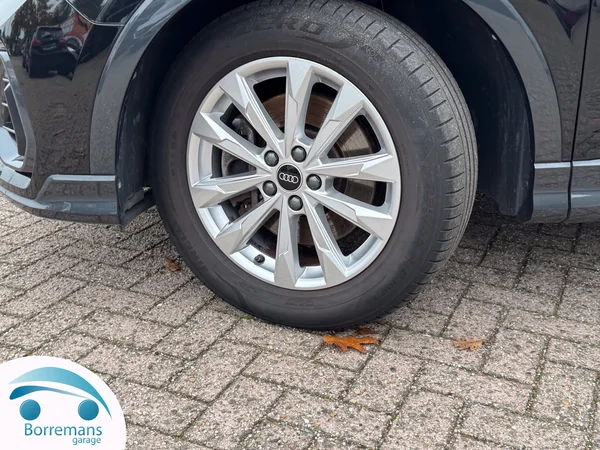 Audi Q3 (2022) — foto 5 van 55