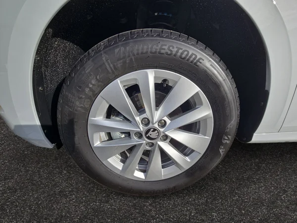 SKODA Kamiq (2026) — foto 22 van 24