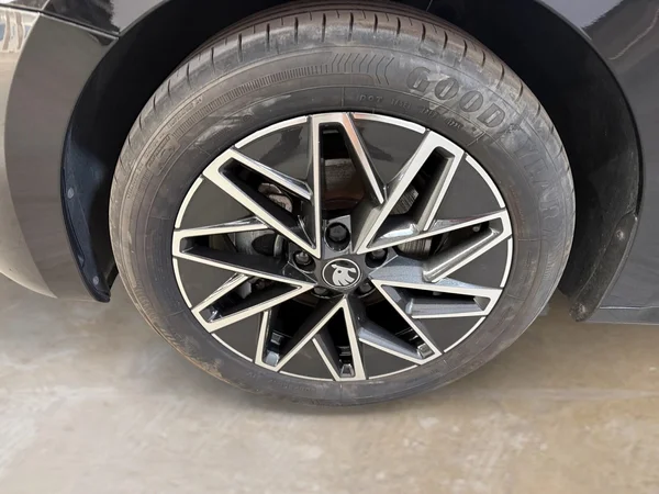 Skoda Octavia (2025) — foto 3 van 28