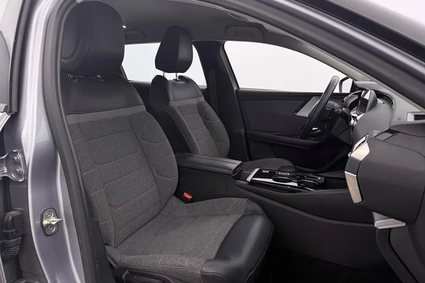Citroen C5 X (2023) — foto 10 van 42