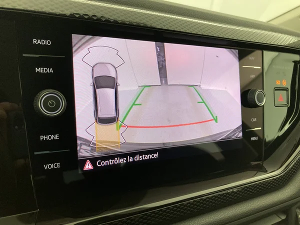 VOLKSWAGEN Taigo (2023) — foto 24 van 36