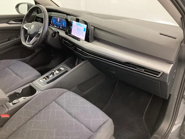 VOLKSWAGEN Golf VIII SW (2022) — foto 5 van 36
