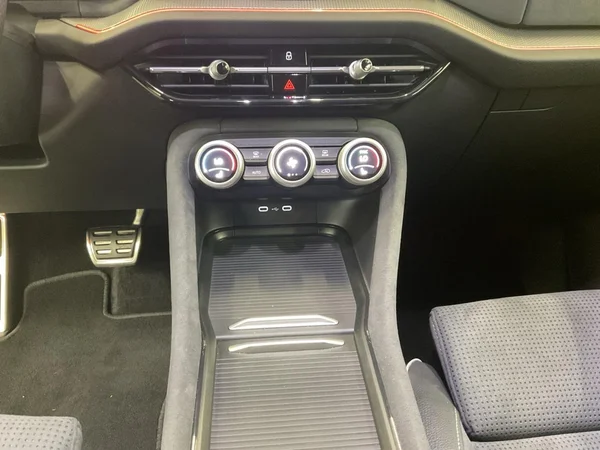 SKODA Kodiaq (2026) — foto 3 van 22