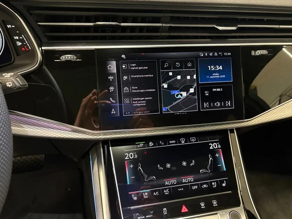 AUDI Q7 e-hybrid (PHEV) (2026) — foto 8 van 19
