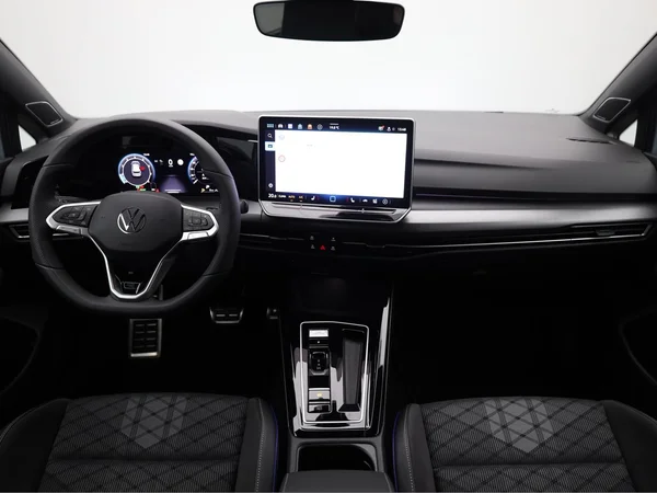 VOLKSWAGEN Golf VIII (2025) — foto 21 van 22