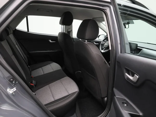 Kia Stonic (2022) — foto 24 van 37