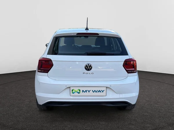 VOLKSWAGEN Polo (2022) — foto 8 van 13