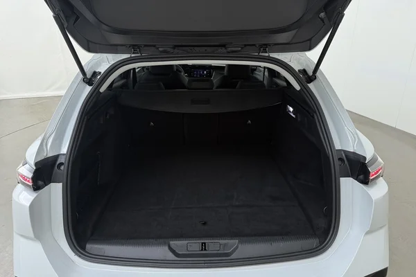 Peugeot 308 SW (2025) — foto 13 van 17