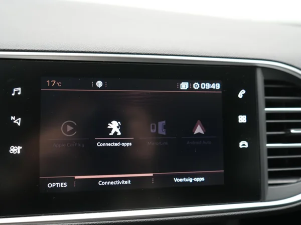 PEUGEOT 308 SW (2019) — foto 14 van 23