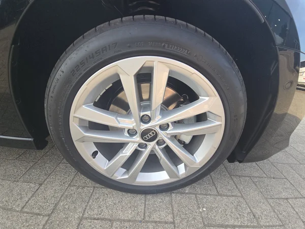 AUDI A3 Sportback PHEV (2025) — foto 9 van 24