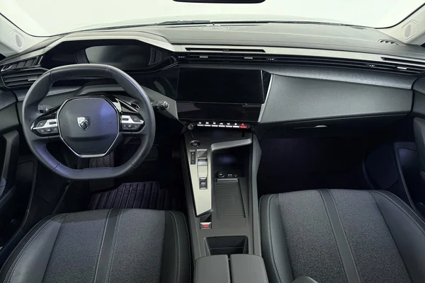 Peugeot 308 (2023) — foto 2 van 27