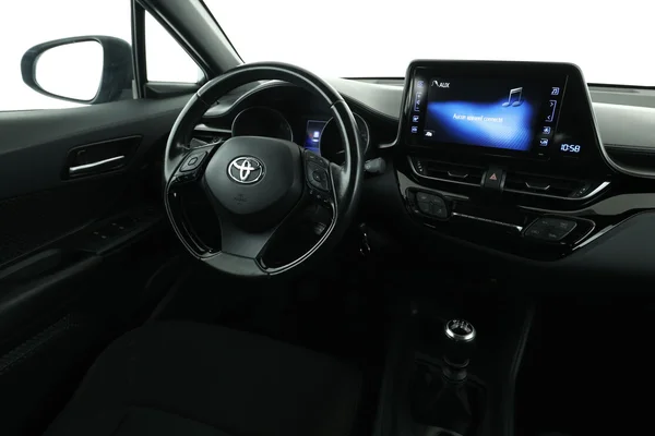 Toyota C-HR (2019) — foto 4 van 16